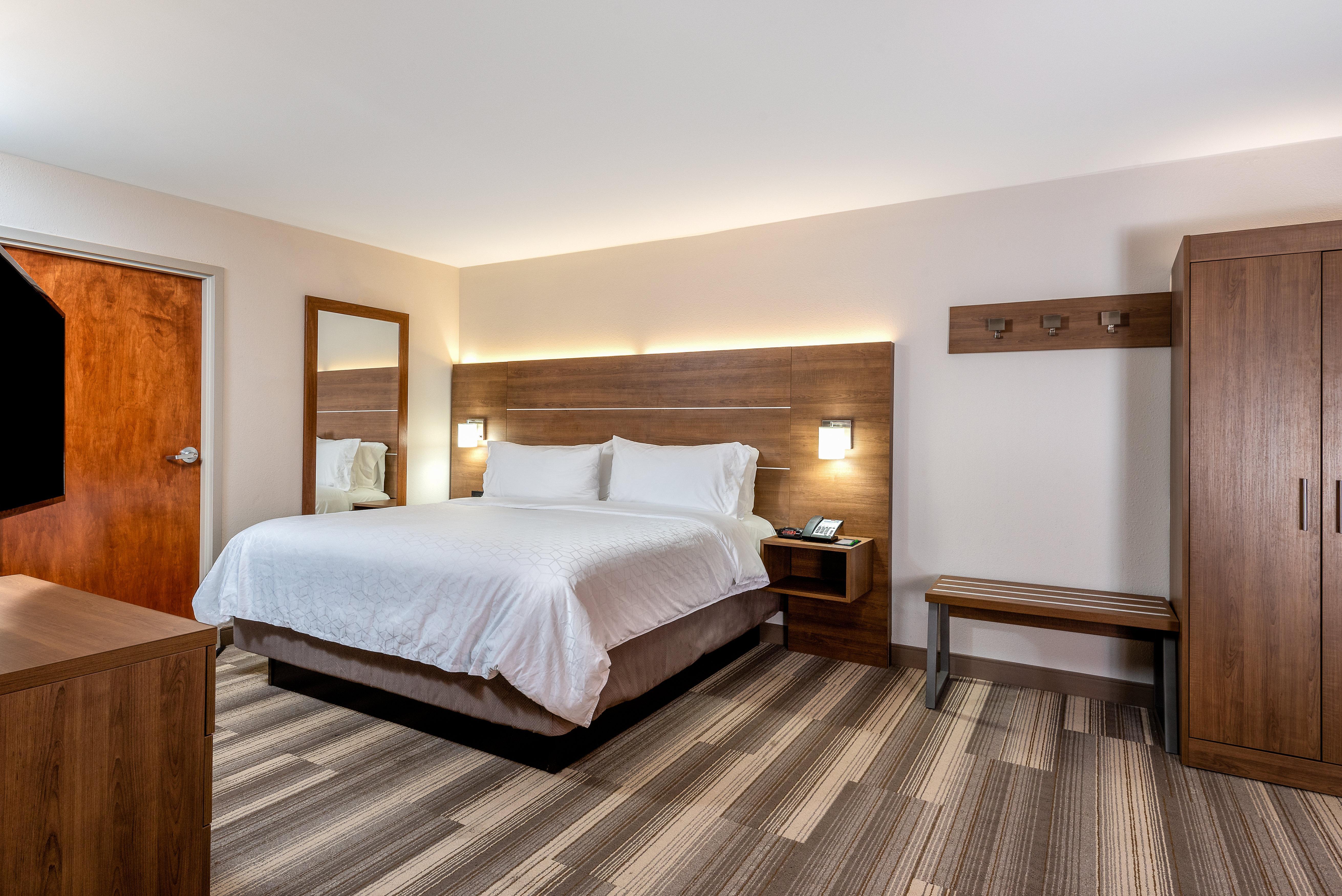 Holiday Inn Express Chapel Hill By Ihg Exterior photo