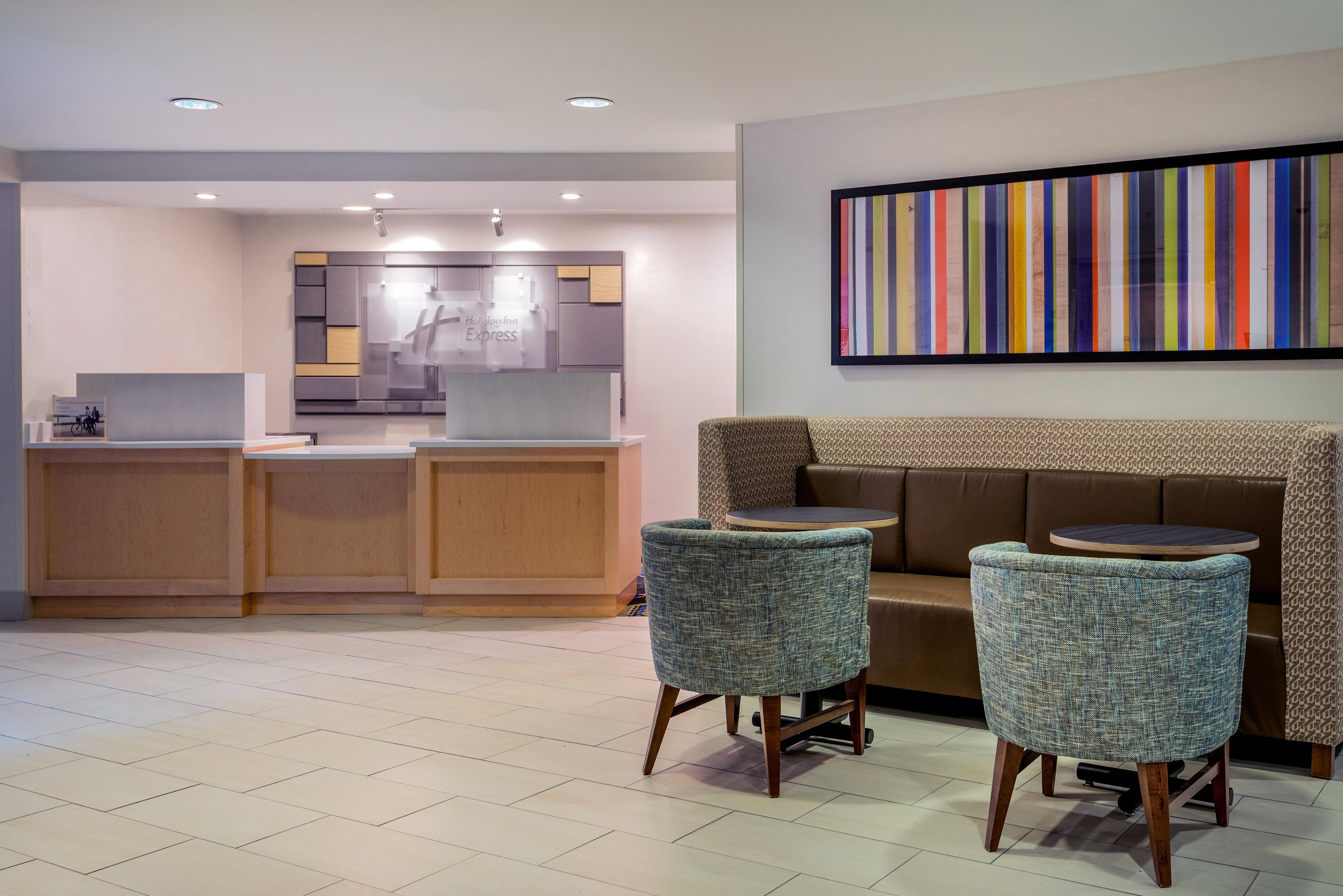 Holiday Inn Express Chapel Hill By Ihg Exterior photo