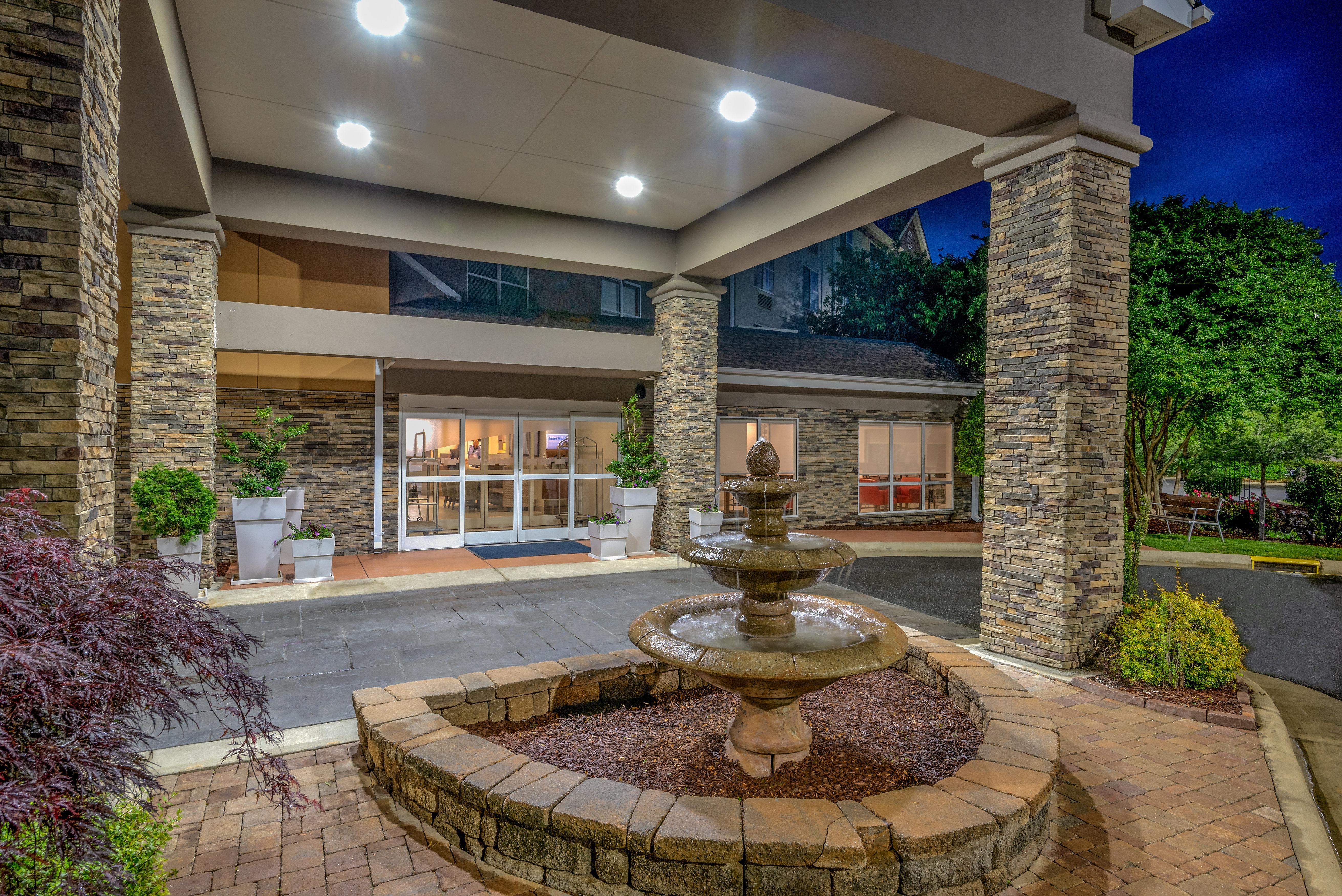 Holiday Inn Express Chapel Hill By Ihg Exterior photo