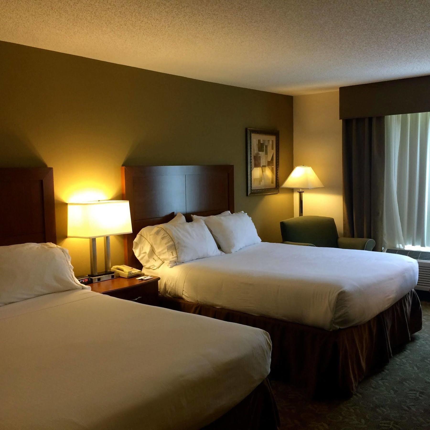 Holiday Inn Express Chapel Hill By Ihg Exterior photo